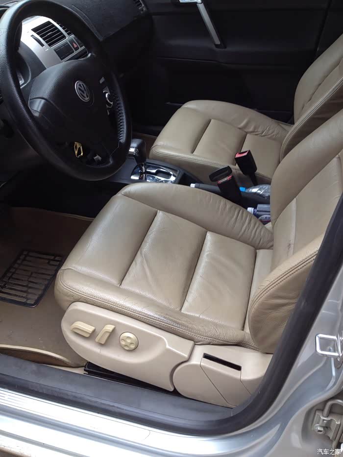 大众polo改装奥迪电动座椅和加热功能