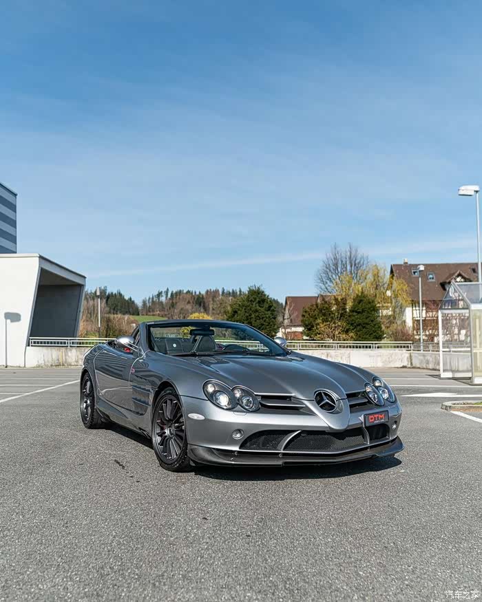 那银色的外观实在是太美了,这敞篷我爱_奔驰slr级论坛_汽车之家论坛