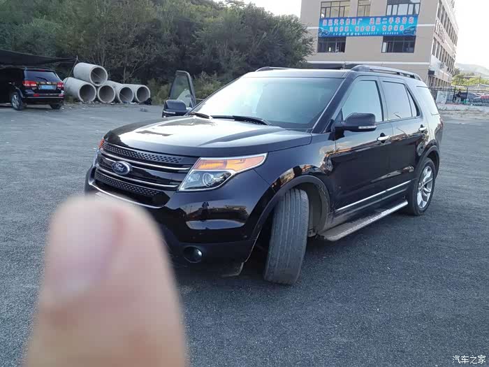 福特探险者2013款3.5l尊享型驾驶感受