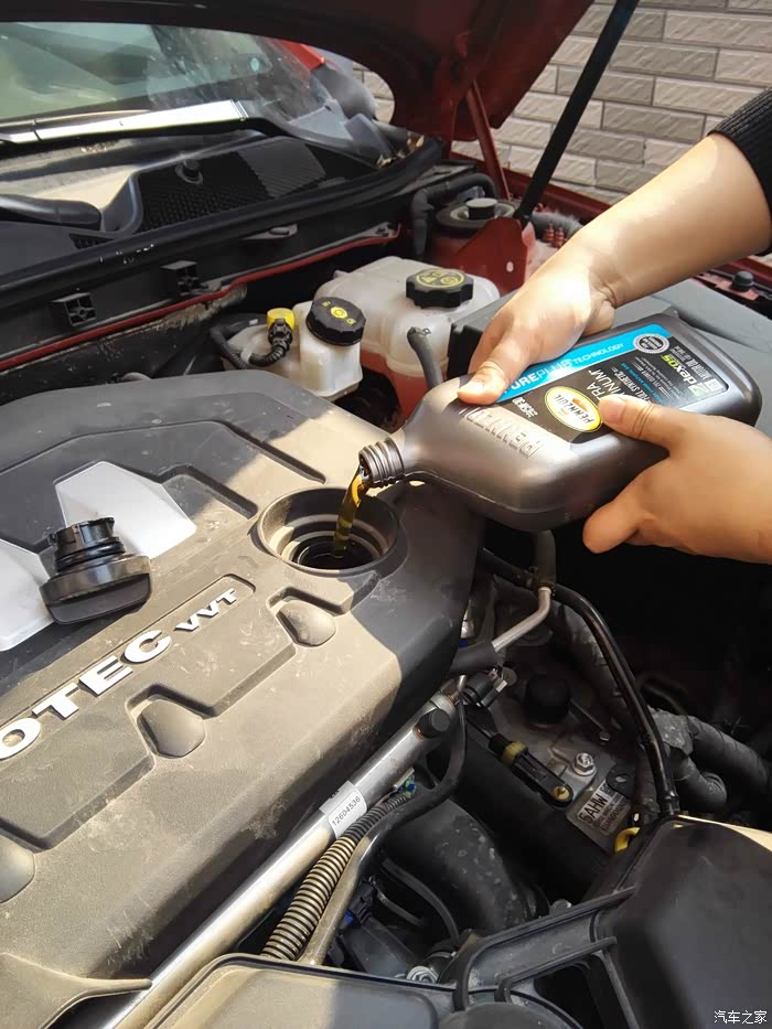 2014款新君威20自己动手换机油不求人