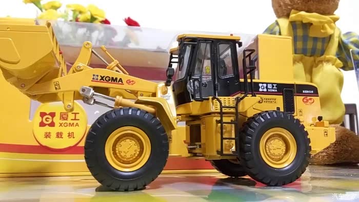 铲车模型!这个还没尝试过!呵呵