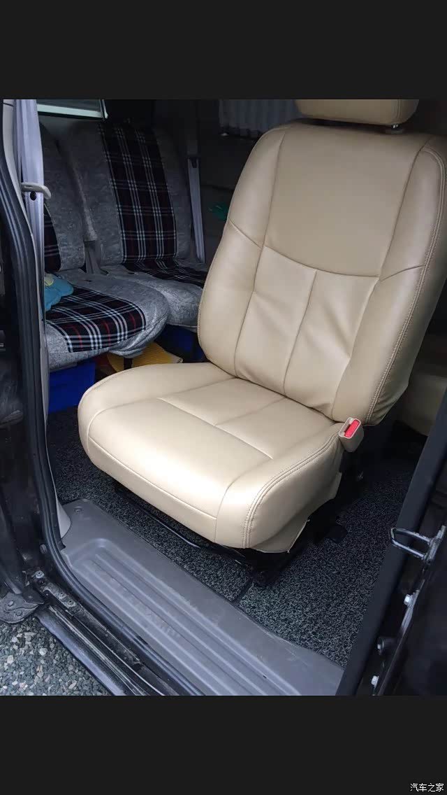【图】出售改装的中排旋转座椅 已售_日产nv200论坛_汽车之家论坛