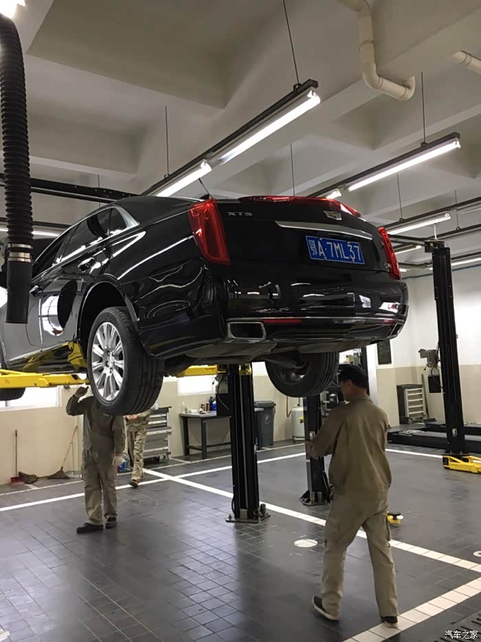 2017款凯迪拉克xts首保