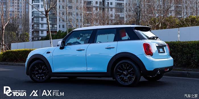 在这看脸的时代,mini必须改色冰川蓝.