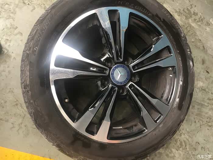 转c200标轴运动17寸原厂2万公里1年轮毂轮胎一套