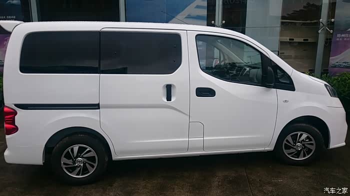 24351 | 回复: 93 日产nv200论坛 2016款白色尊享提车作业加小改.