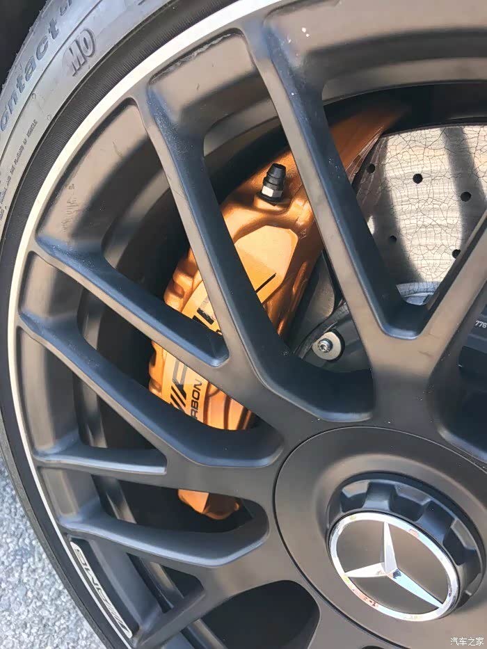 有人知道c63s的金色卡钳色号是多少吗