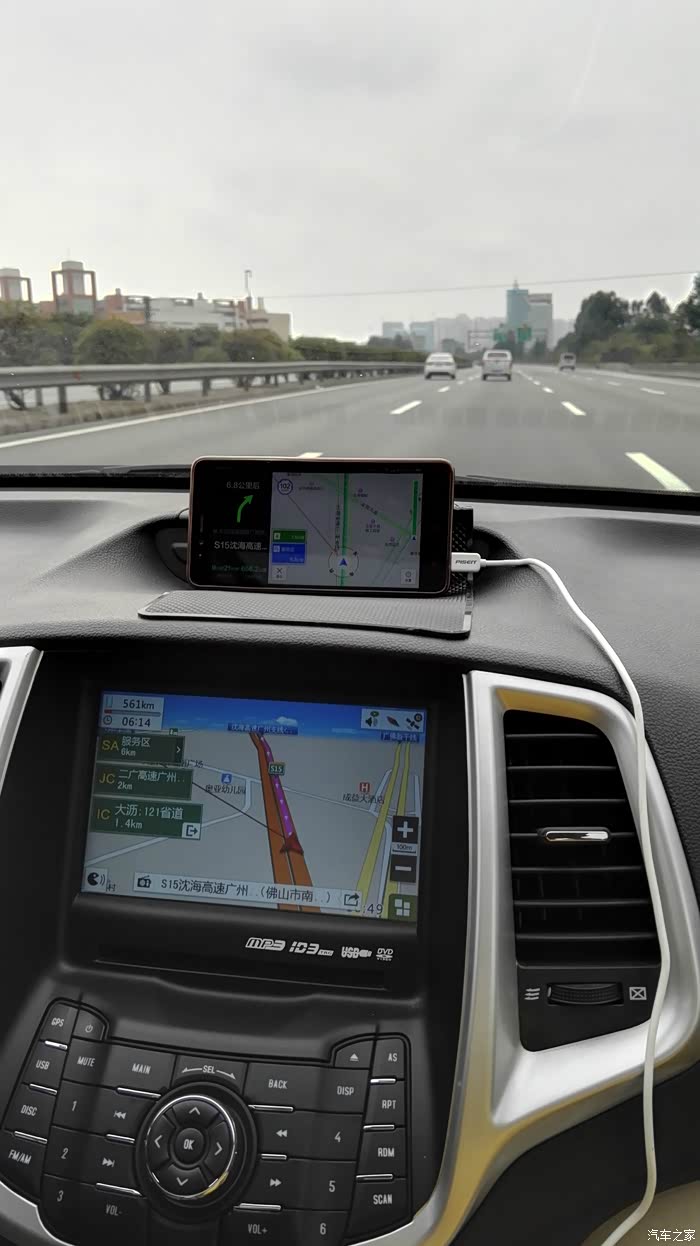 导航:  参考高德手机导航"实时路况和规避拥堵"线路结合车载凯立德