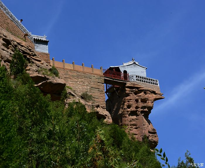 首渡黃河只為那擎天一柱佳縣香爐寺