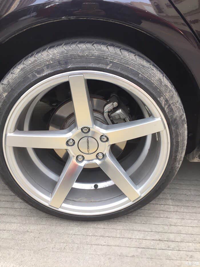 出两套18寸五幅轮毂