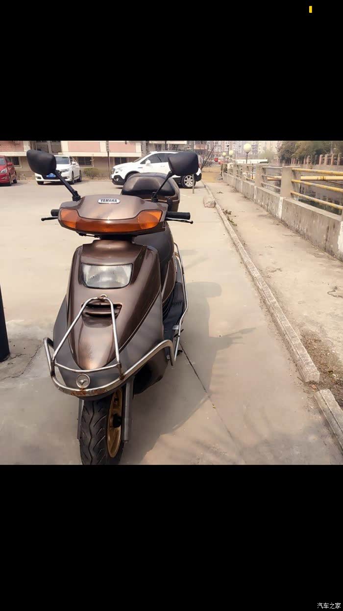 【图】雅马哈的踏板车2000年的_摩托车论坛_汽车之家论坛