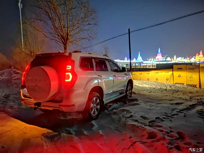 越夜越野夜穿月亮湾