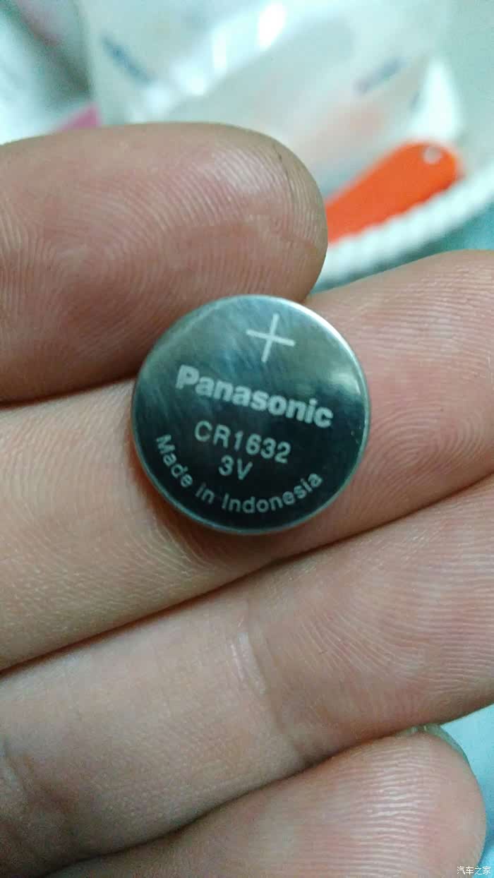 求s6遥控电池型号?