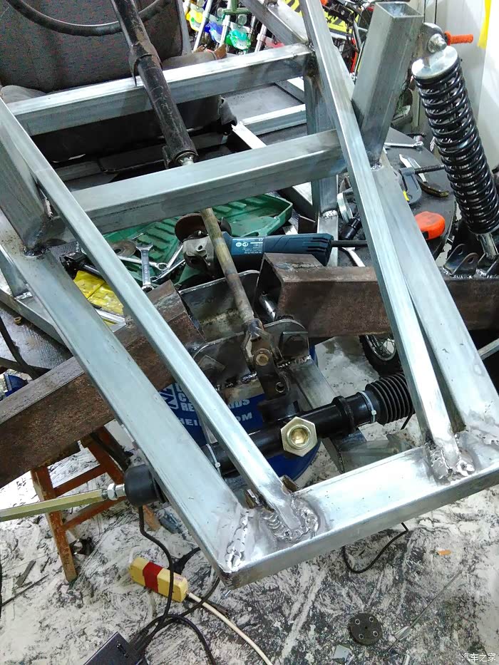 自制响尾蛇钢管车