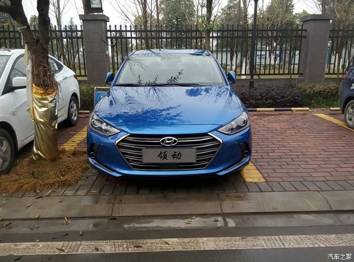 【图】在4s 店看到的领动 有图_伊兰特论坛_汽车之家论坛