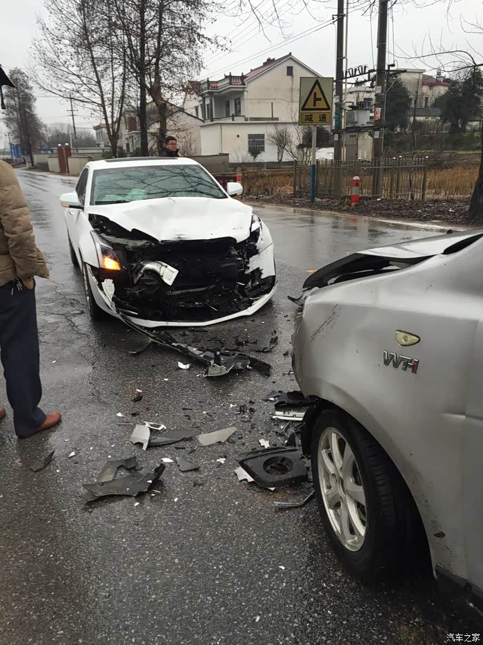 车子被撞了双方都脱保对方全责