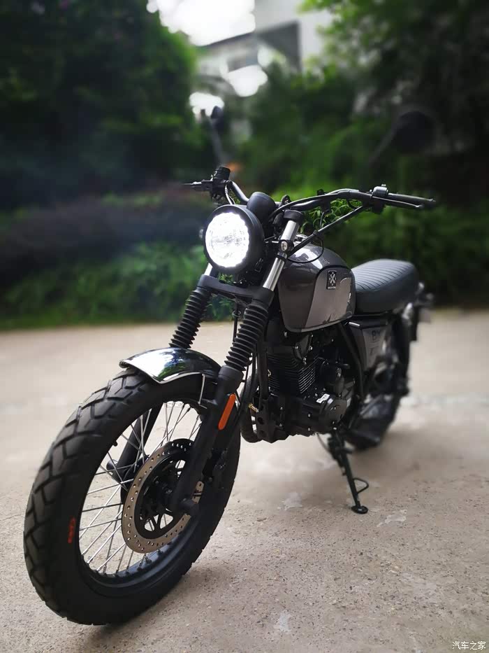 布雷斯通g3到手,周末骑到重庆看摩展