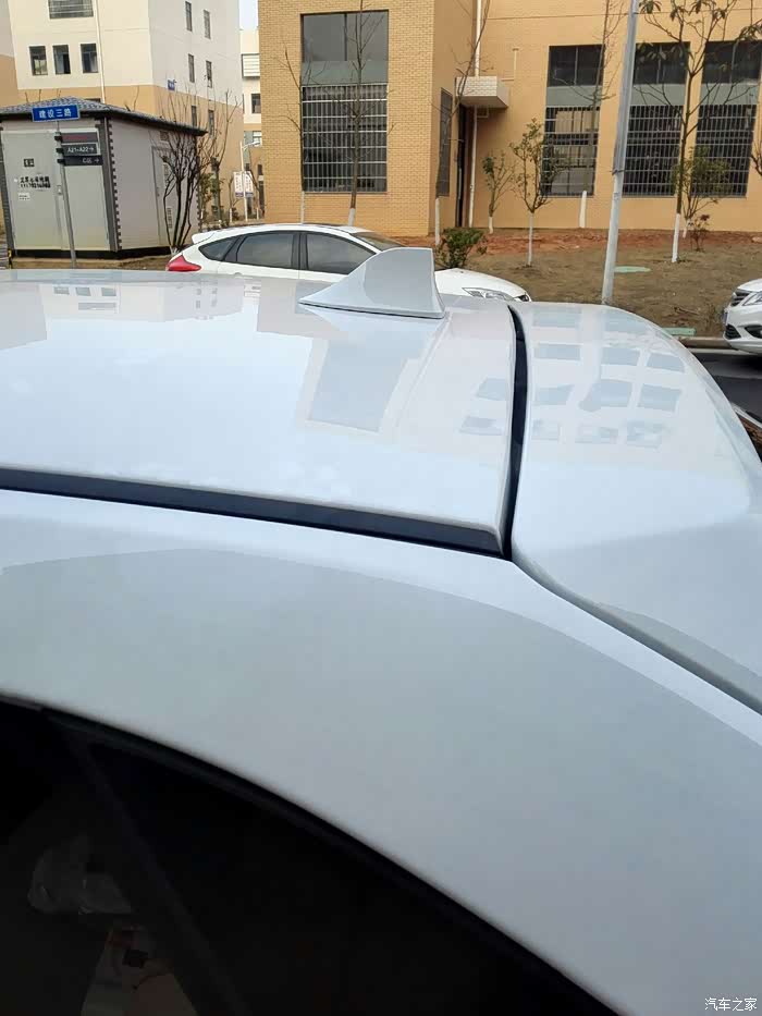 关于鲨鱼鳍安装位置请教下已安装完毕更加动感时尚