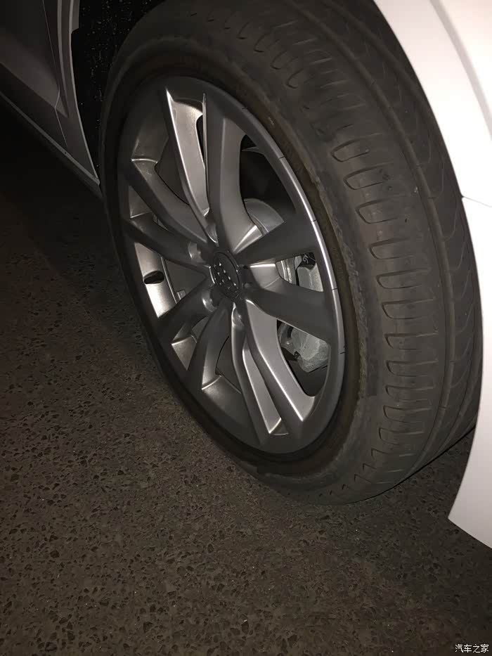 【图】新车刚提2天,就爆胎了._奥迪a3论坛_汽车之家论坛
