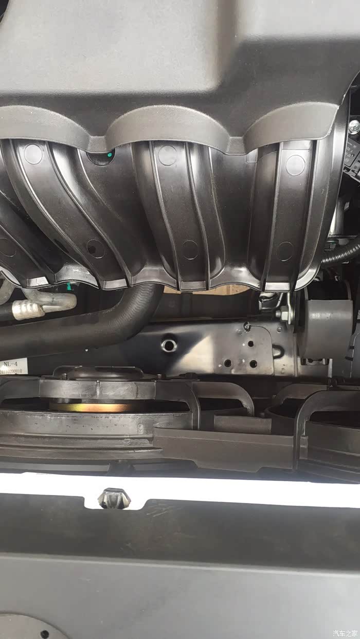 8手豪,前悬架横梁总成有个凹陷～大家的是这样吗_远景suv论坛_汽车之