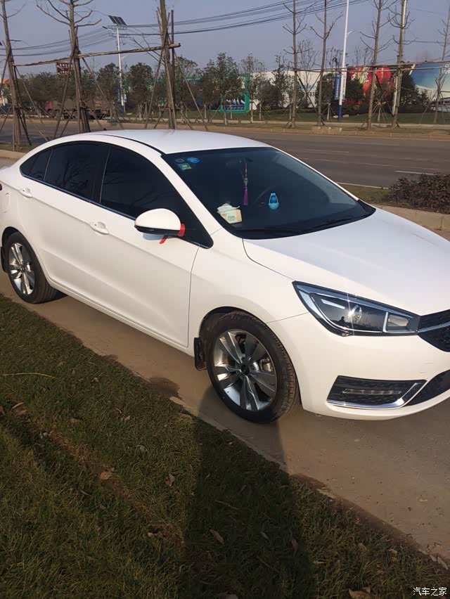 2 | 回复: 0 艾瑞泽5论坛 白色的艾5颜色分为珍珠白还是象牙白,想走