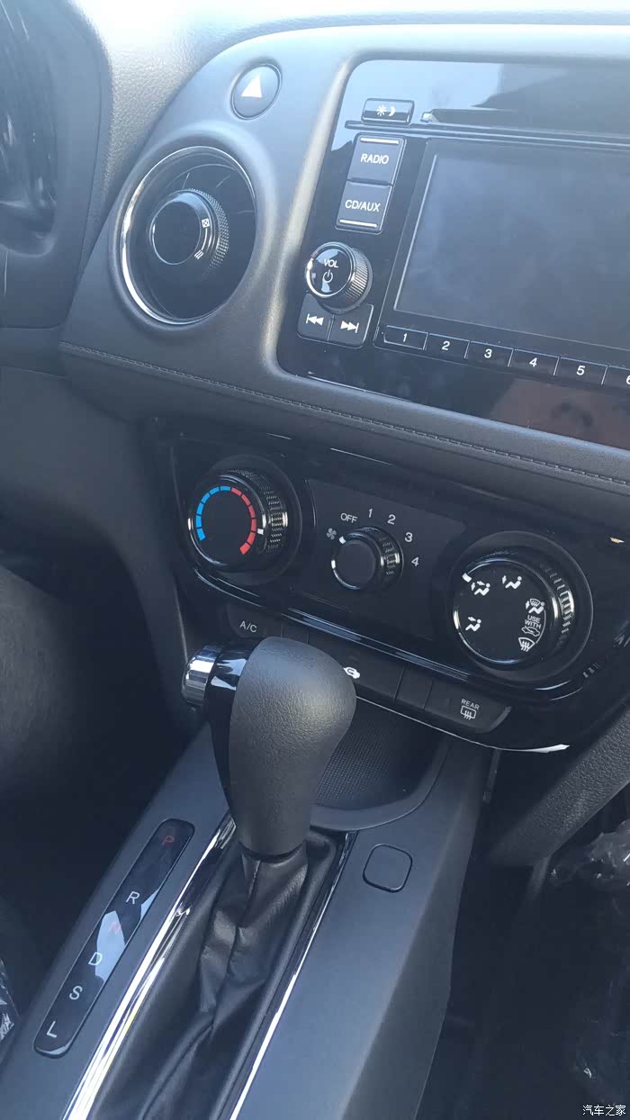 本田xrv提车3个月改拉丝面板