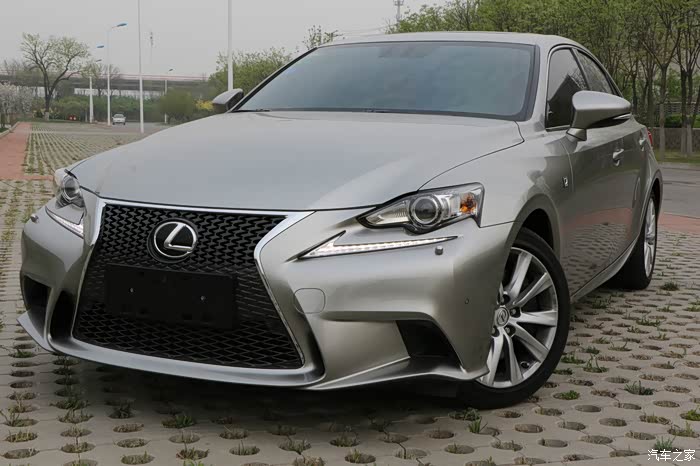 雾霾下的超音速钛银is200tfsport顺求认证