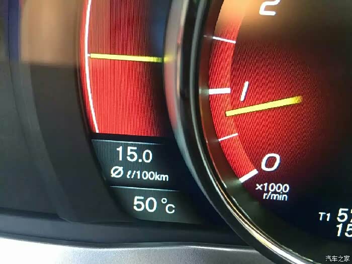 就当个乐看吧 环境温度35左右,车周边温度50度