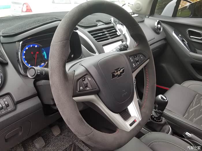 创酷方向盘能通用哪种?