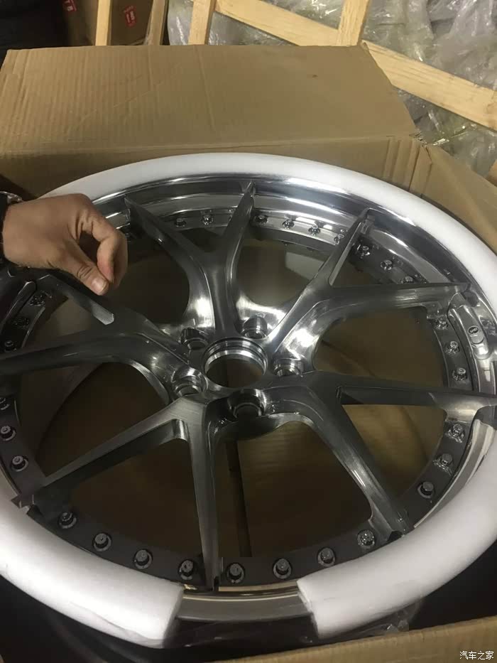 20寸10j轮毂长期用265 35 20