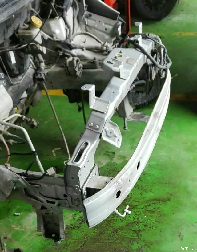 【图】几款国产合资车防撞梁实拍_比亚迪s7论坛_汽车之家论坛