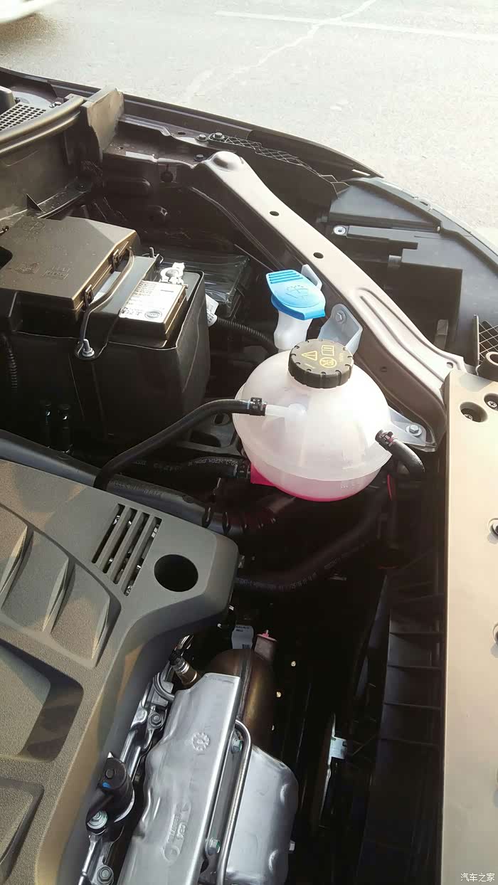 【图】新车两天漏防冻液,, 50公里就看到问题不应该_荣威rx5论坛_汽车