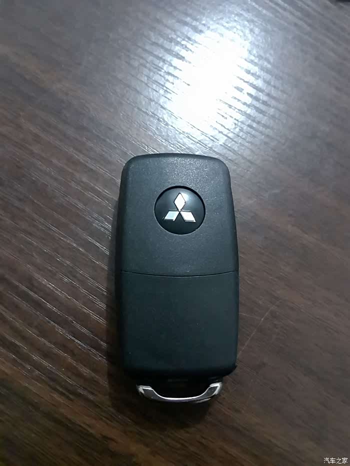 【图】老款戈蓝的折叠钥匙_三菱戈蓝论坛_汽车之家论坛
