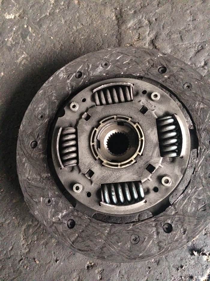 12款钛古金轩逸跑了一万六千公里离合器打滑