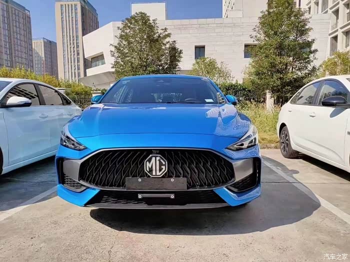 谁有蓝色名爵5的实拍