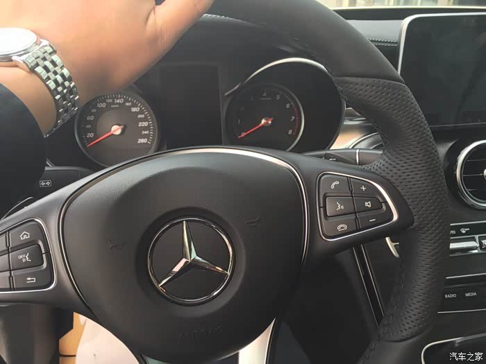 【图】今天怒提c200l,没有装b利器烟灰缸_奔驰c级论坛_汽车之家论坛