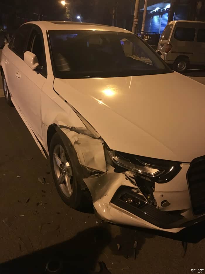 【图】撞成这样修好会和以前不一样吗_奥迪a4l论坛_汽车之家论坛