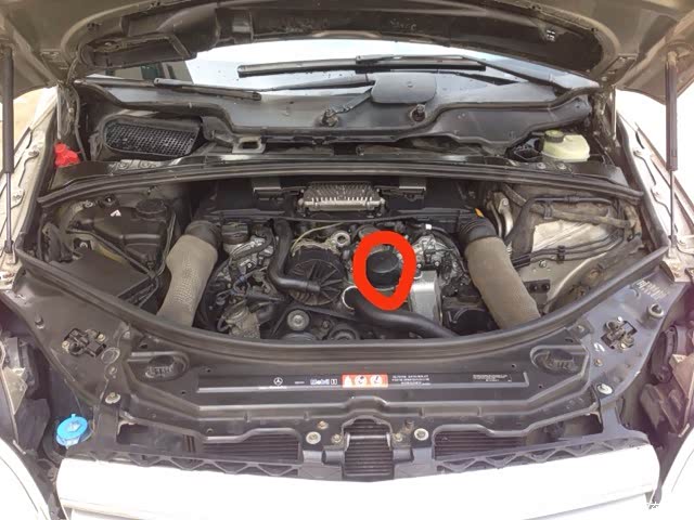 【图】求助老款r350水箱盖位置在哪里?_奔驰r级论坛_汽车之家论坛