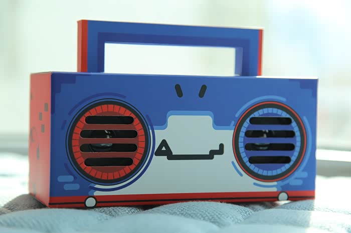 纸盒子做的蓝牙小音响就算是复古了么?