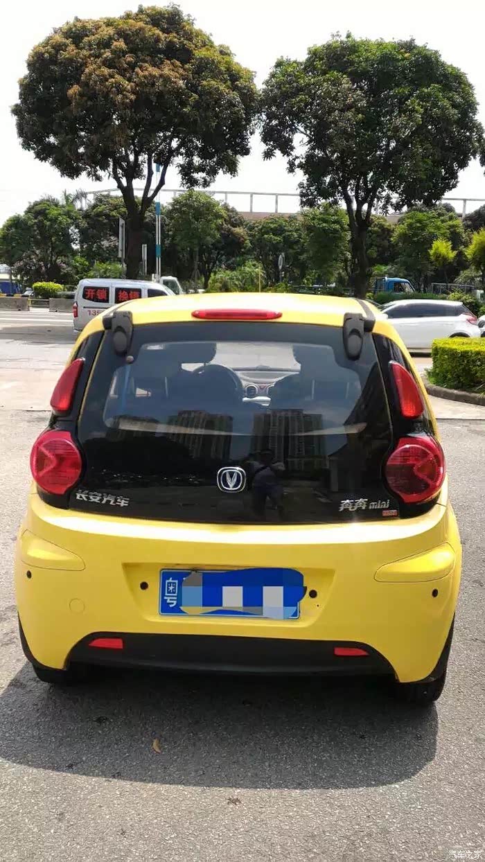 求问二手奔奔mini自动挡的价格