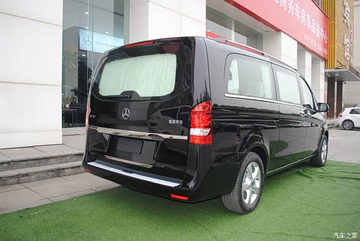 奔驰商务车改装车