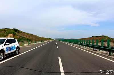 出发去库伦内蒙路车路宽