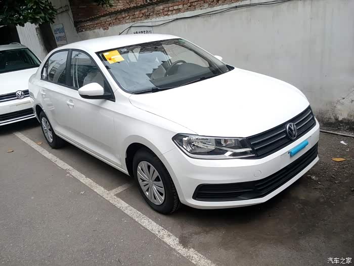 今日武汉怒提2017款桑塔纳180款!