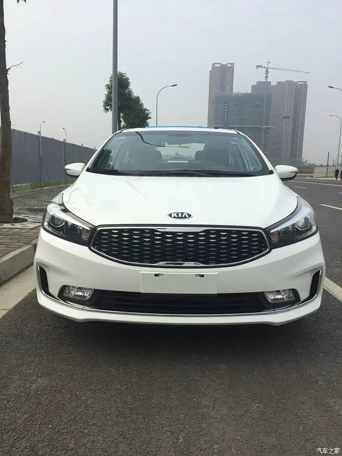 16款起亚k3很丑你们觉得呢