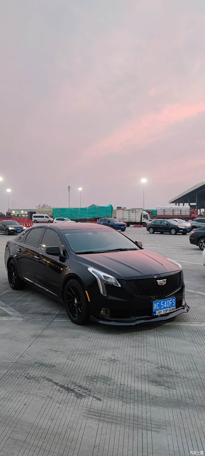 凯迪拉克xts改装19寸zcforgedv4轮毂