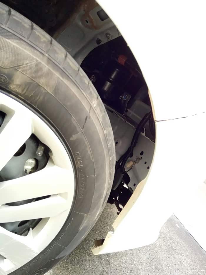 【图】15自舒前轮叶子板内衬修补_锋范/锋范经典论坛_汽车之家论坛