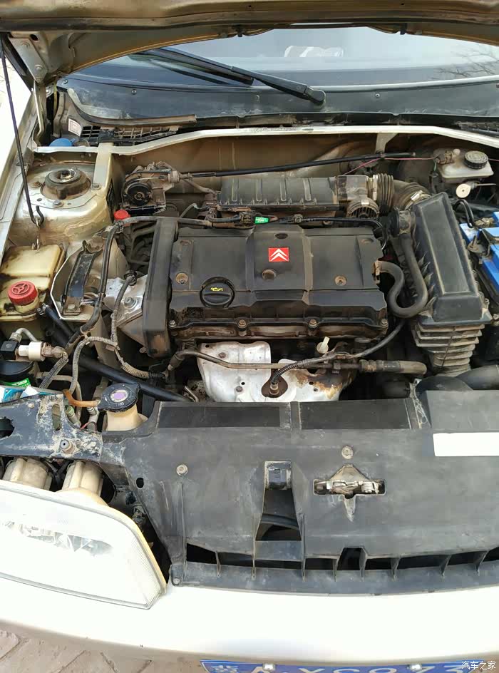 版 新年第一天,清理一下机舱 老康入手一年多啦,发动机舱一直没清理过