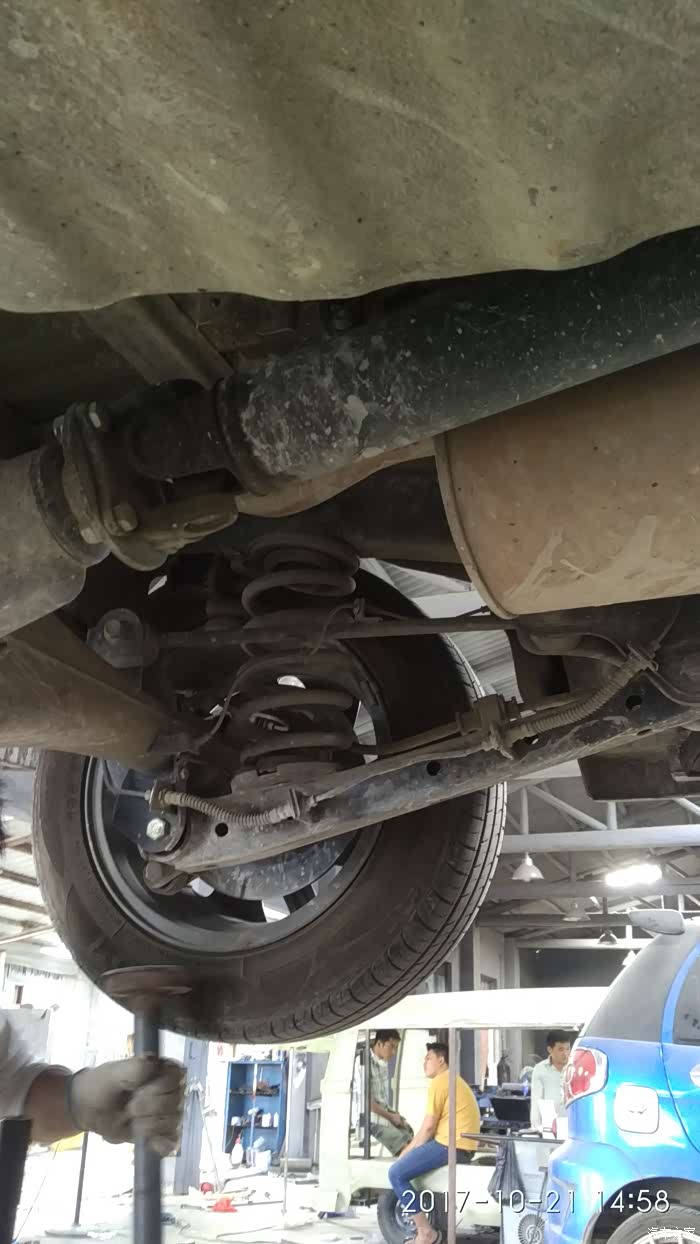 宏光s1尊享底盘增高