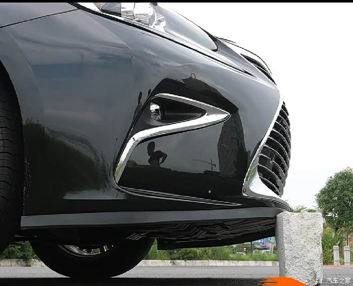 【图】关于es加装下唇边的问题!_雷克萨斯es论坛_汽车之家论坛