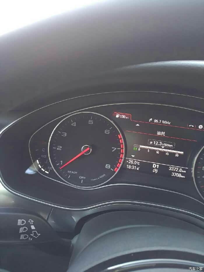 请教转速表红灯亮的问题(有图)